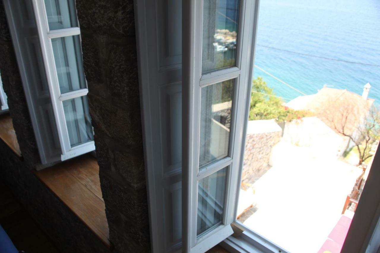 Alkioni Stone House Villa Ýdra Eksteriør bilde