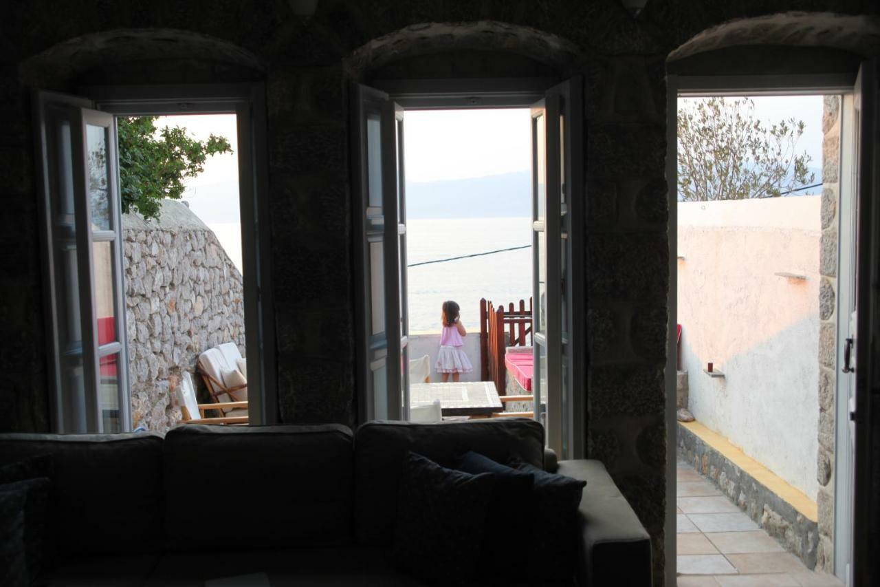 Alkioni Stone House Villa Ýdra Eksteriør bilde